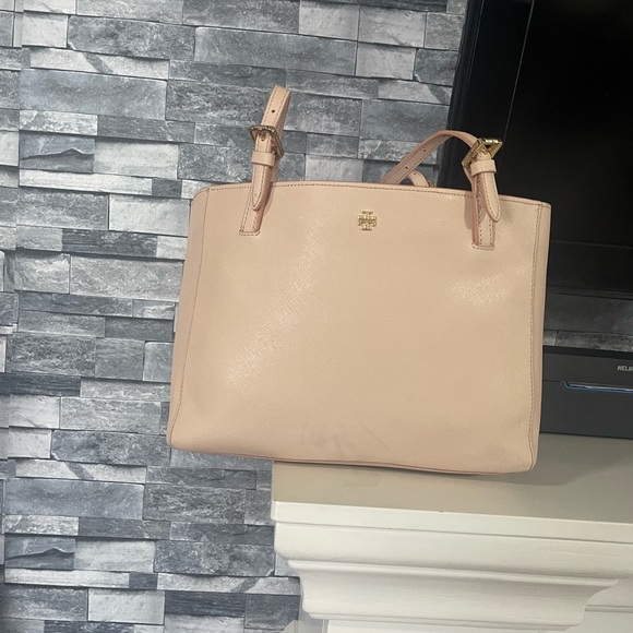 Tory Burch" Emerson Tote - Picture 13 of 15